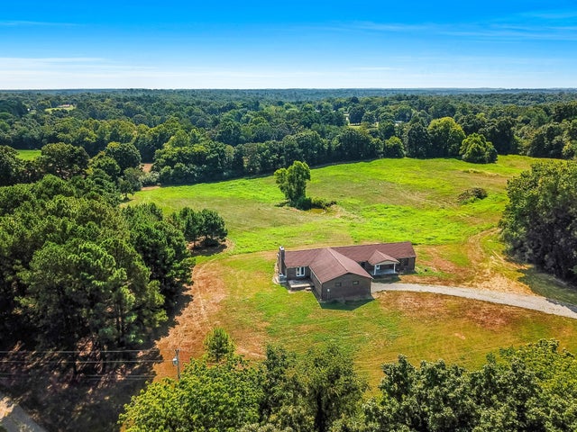 239 Wayne Threatt Rd, Dover