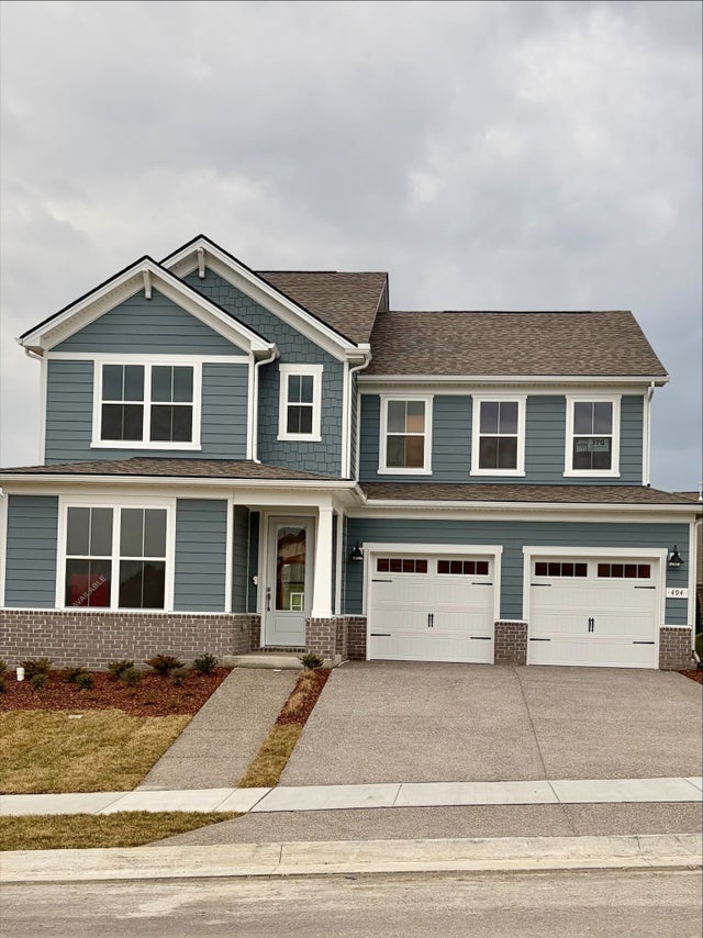 494 Carriage House Ln, Hendersonville