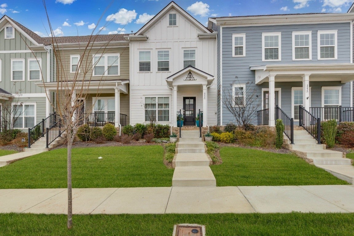 Photo of Listing #3079376