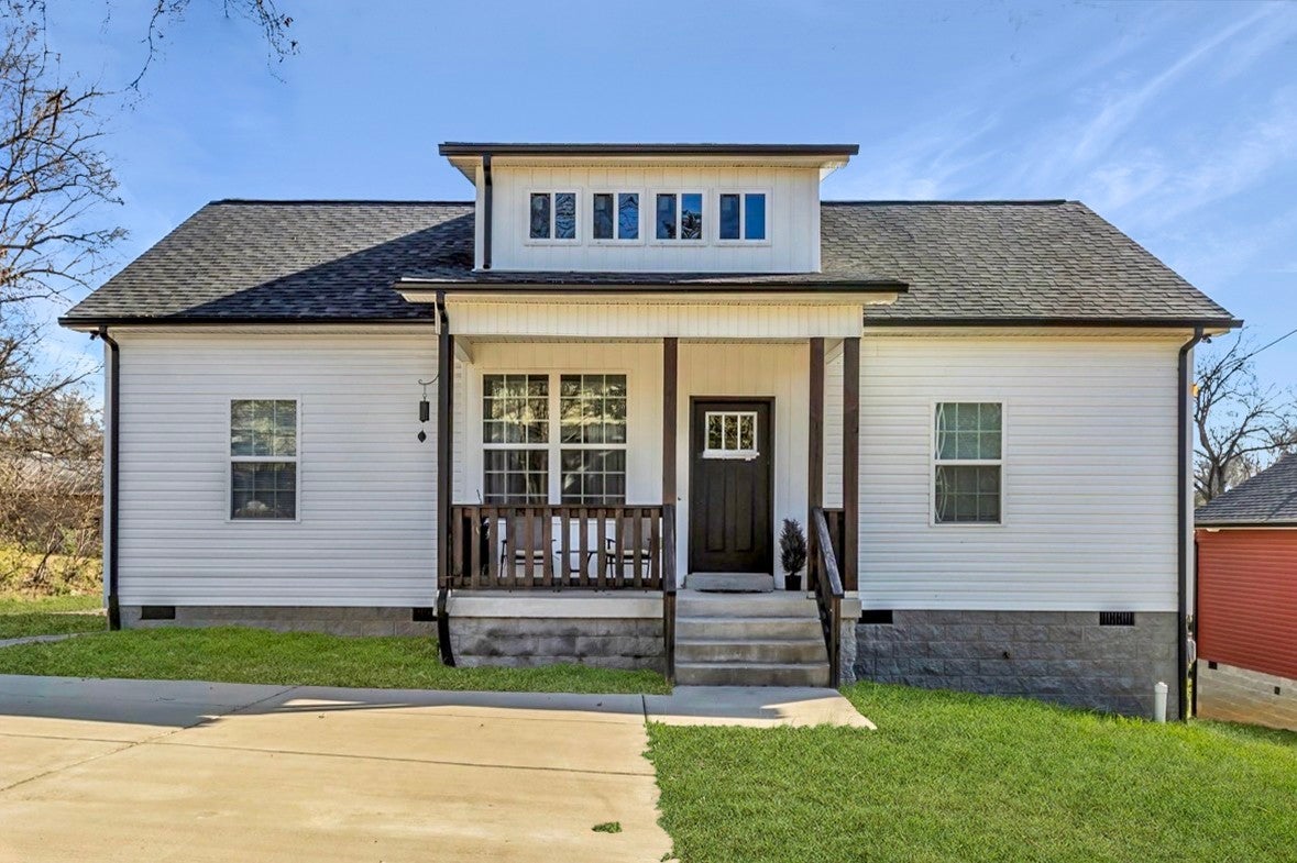 Dickson Real Estate - Residential for sale