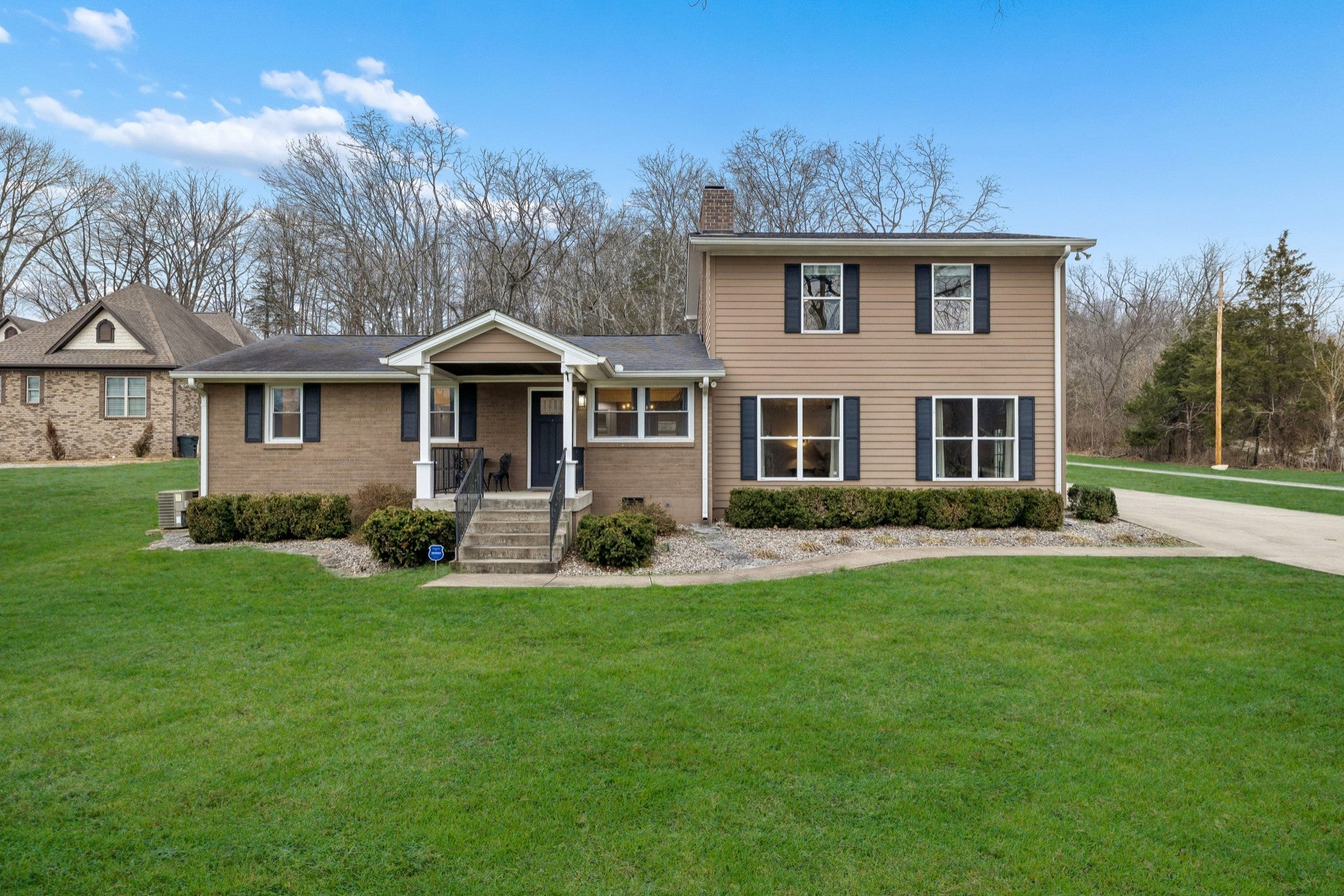 Photo of Listing #3079581