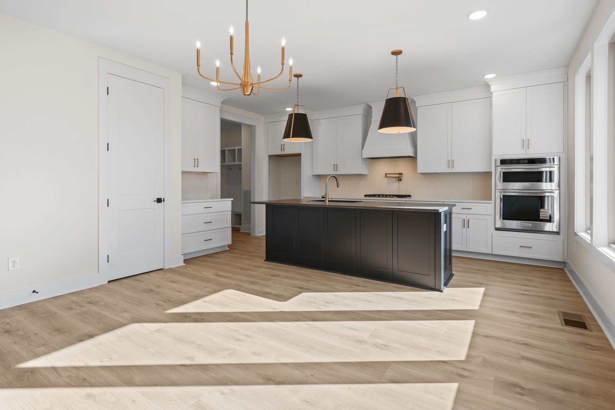 Photo of Listing #3079585