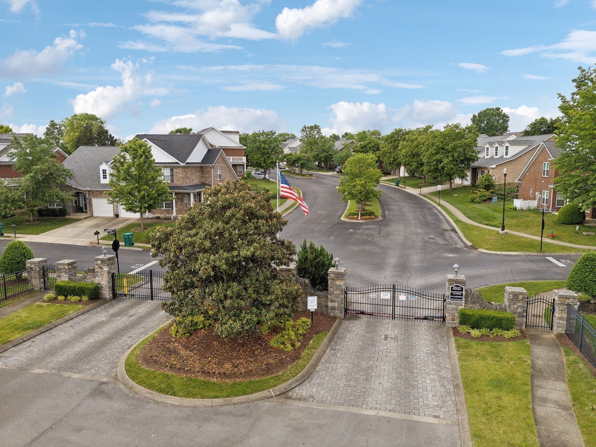 Photo of Listing #3079648