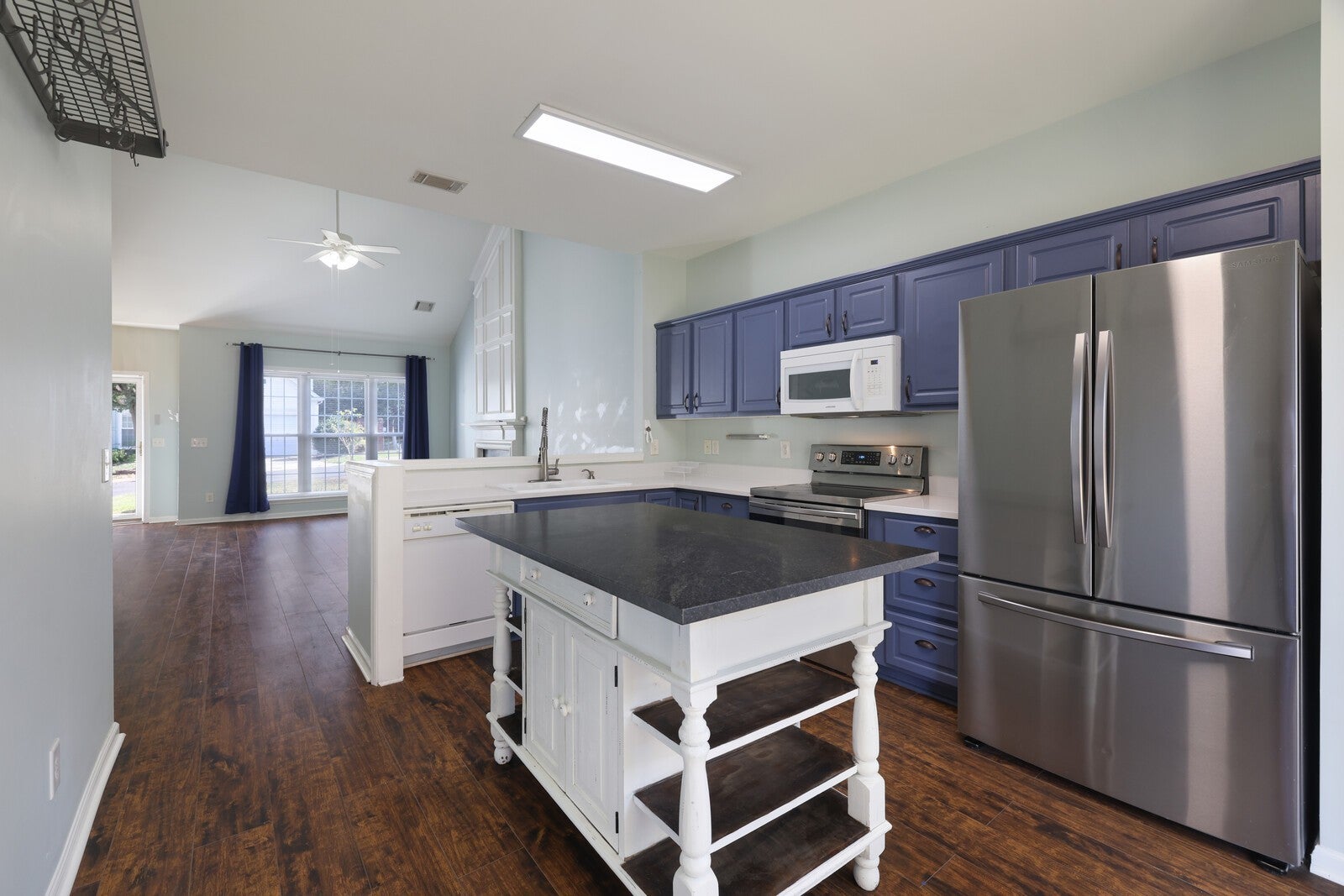 Photo of Listing #3079680