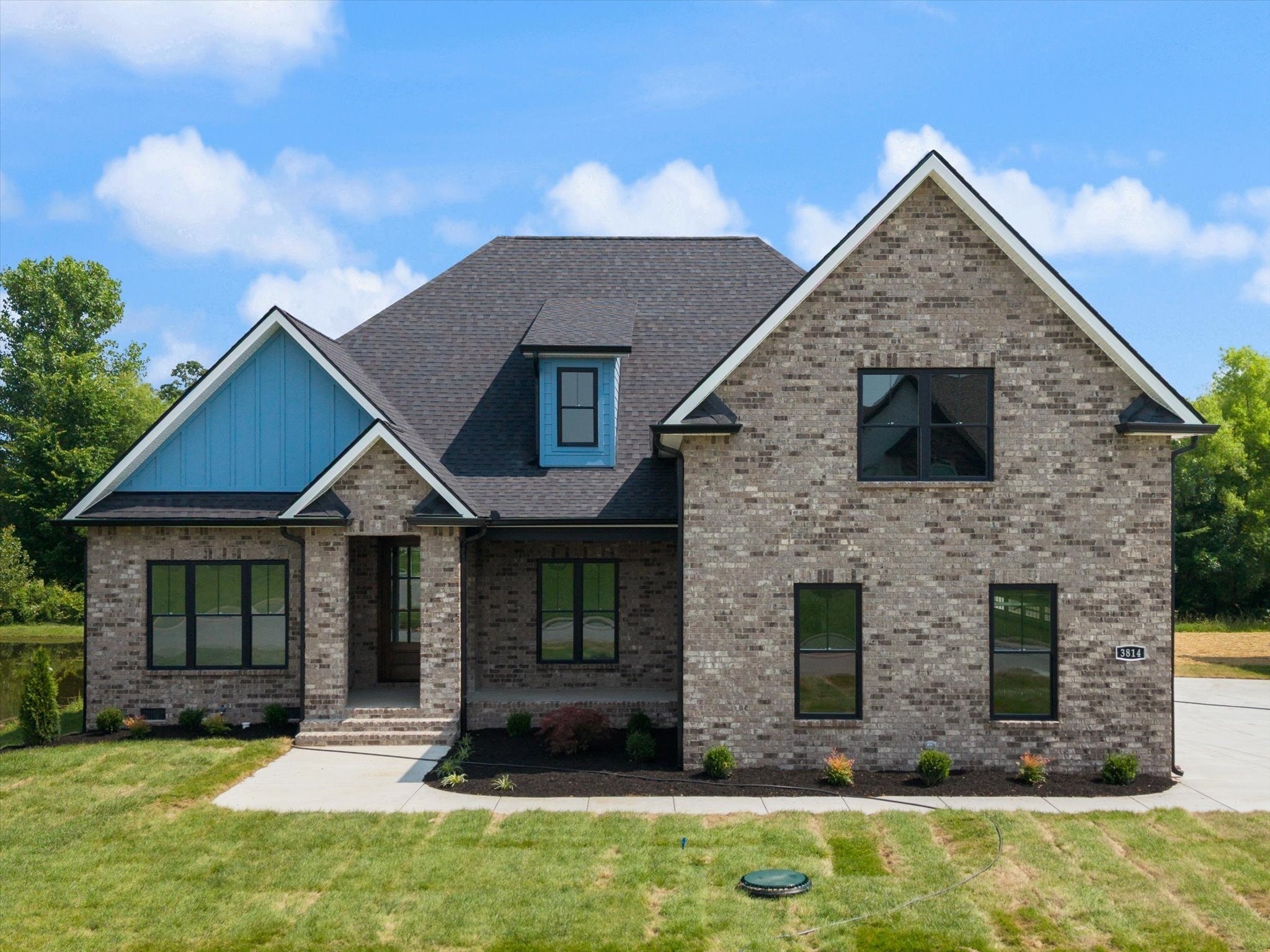 Photo of Listing #3079763