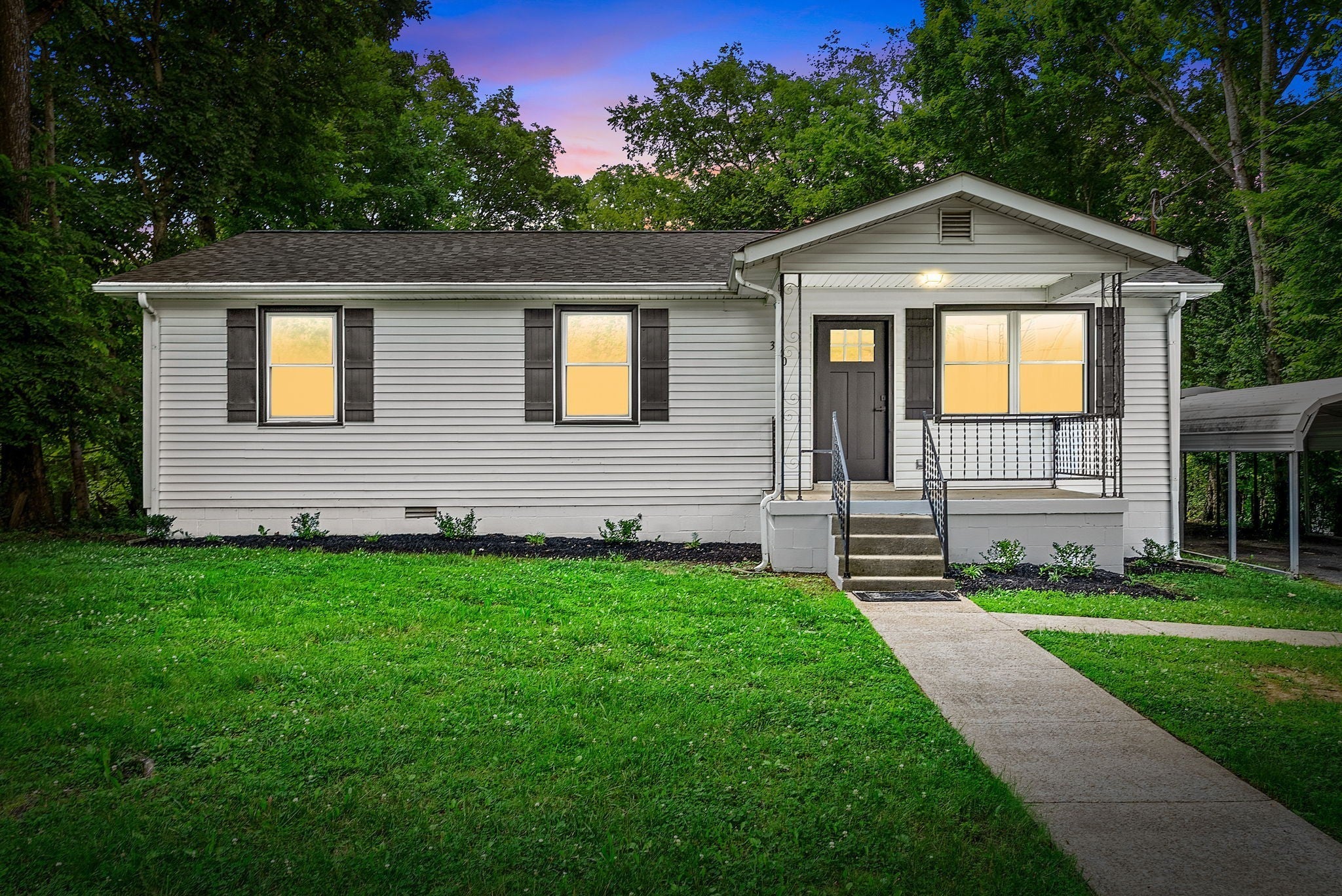 Photo of Listing #3079841