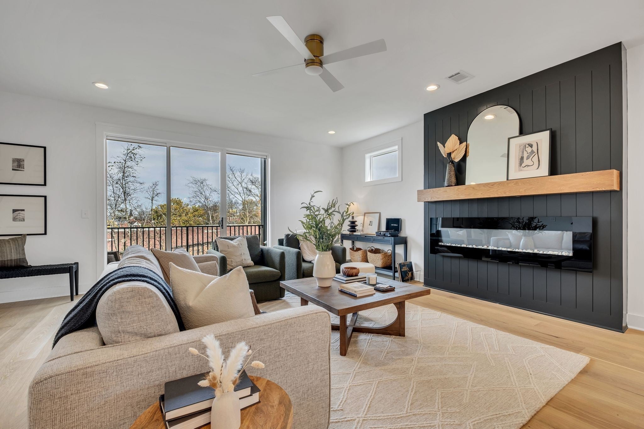 Photo of Listing #3079967