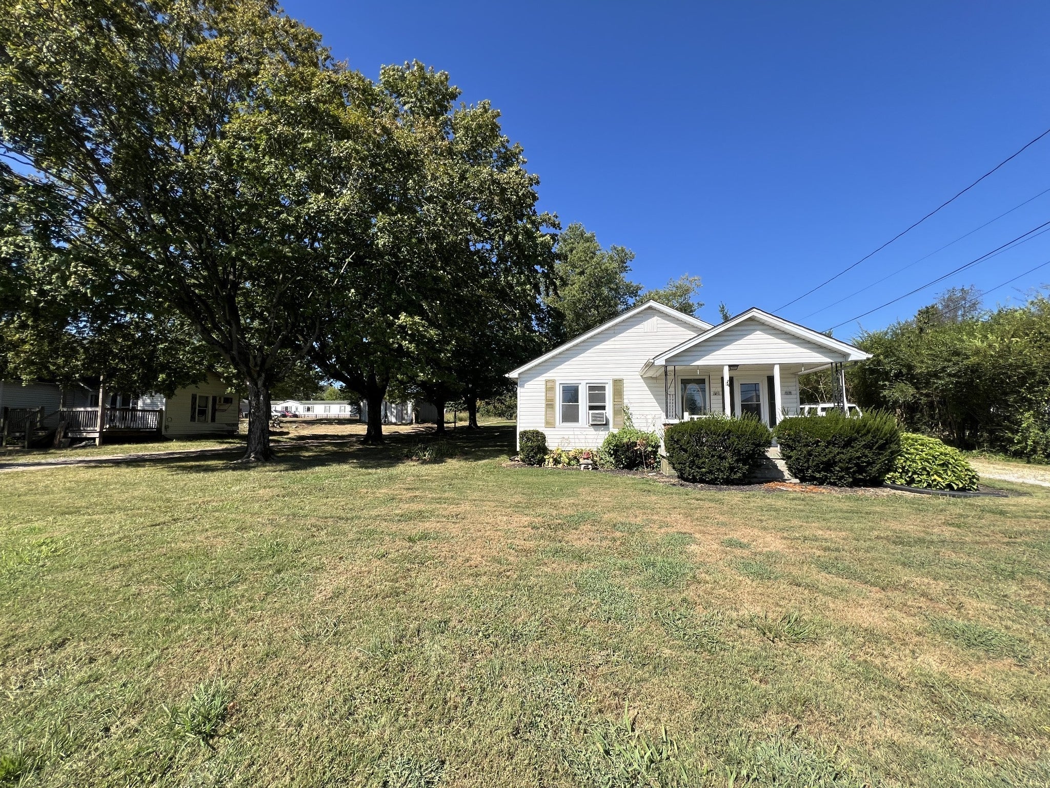 Home for sale in 1213b S Russell St Portland, TN