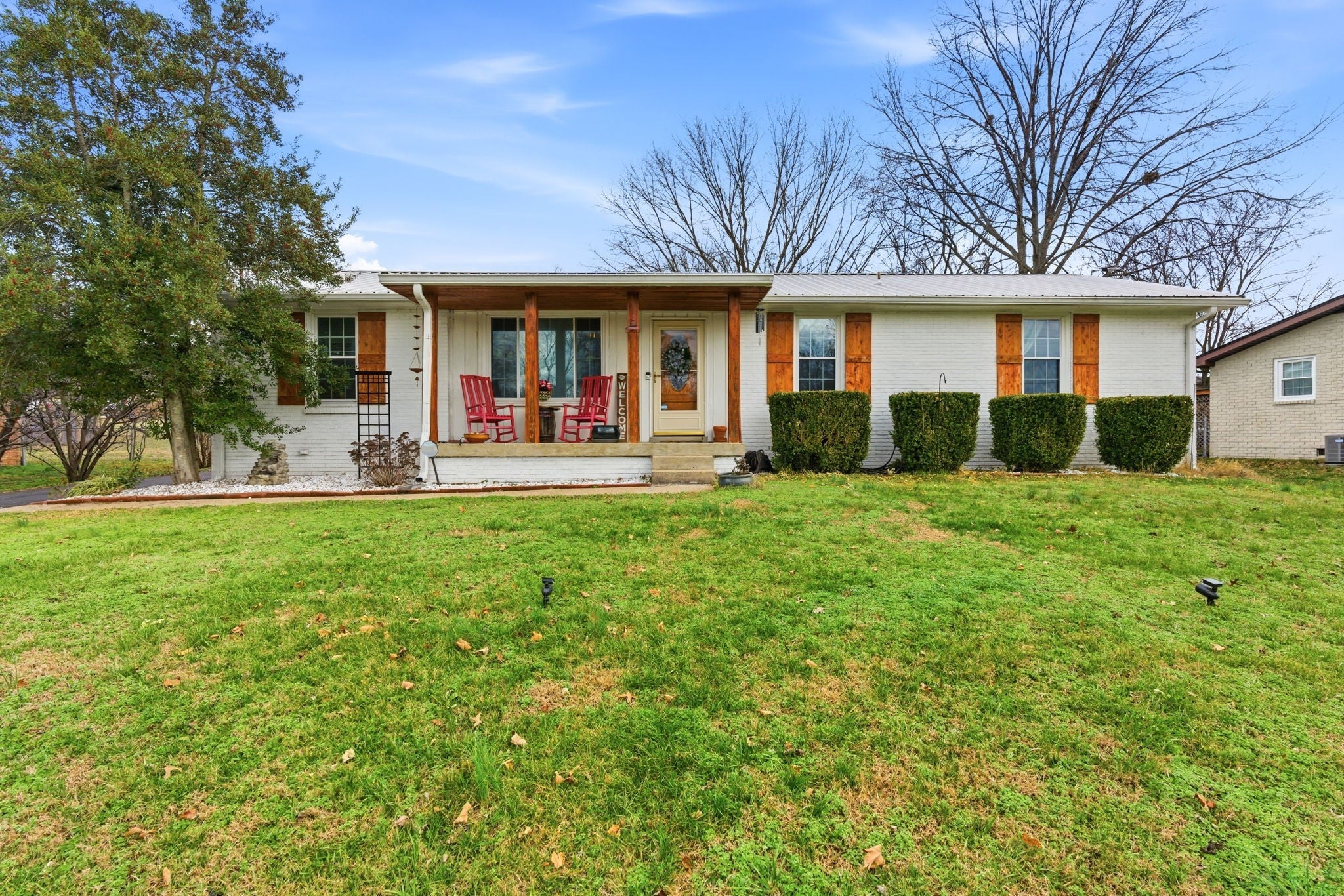 Photo for MLS 3083865 in 104 Cheryl Ct Hendersonville, TN - 37075