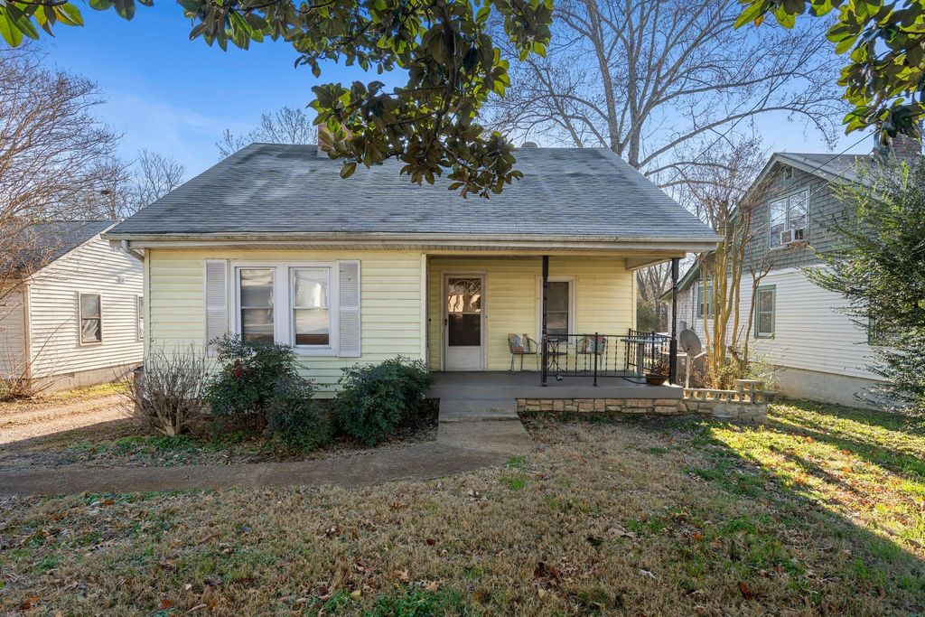 1712 County Hospital Rd, Nashville