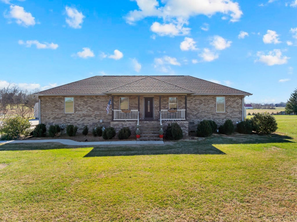 182 Allred Rd, Decherd