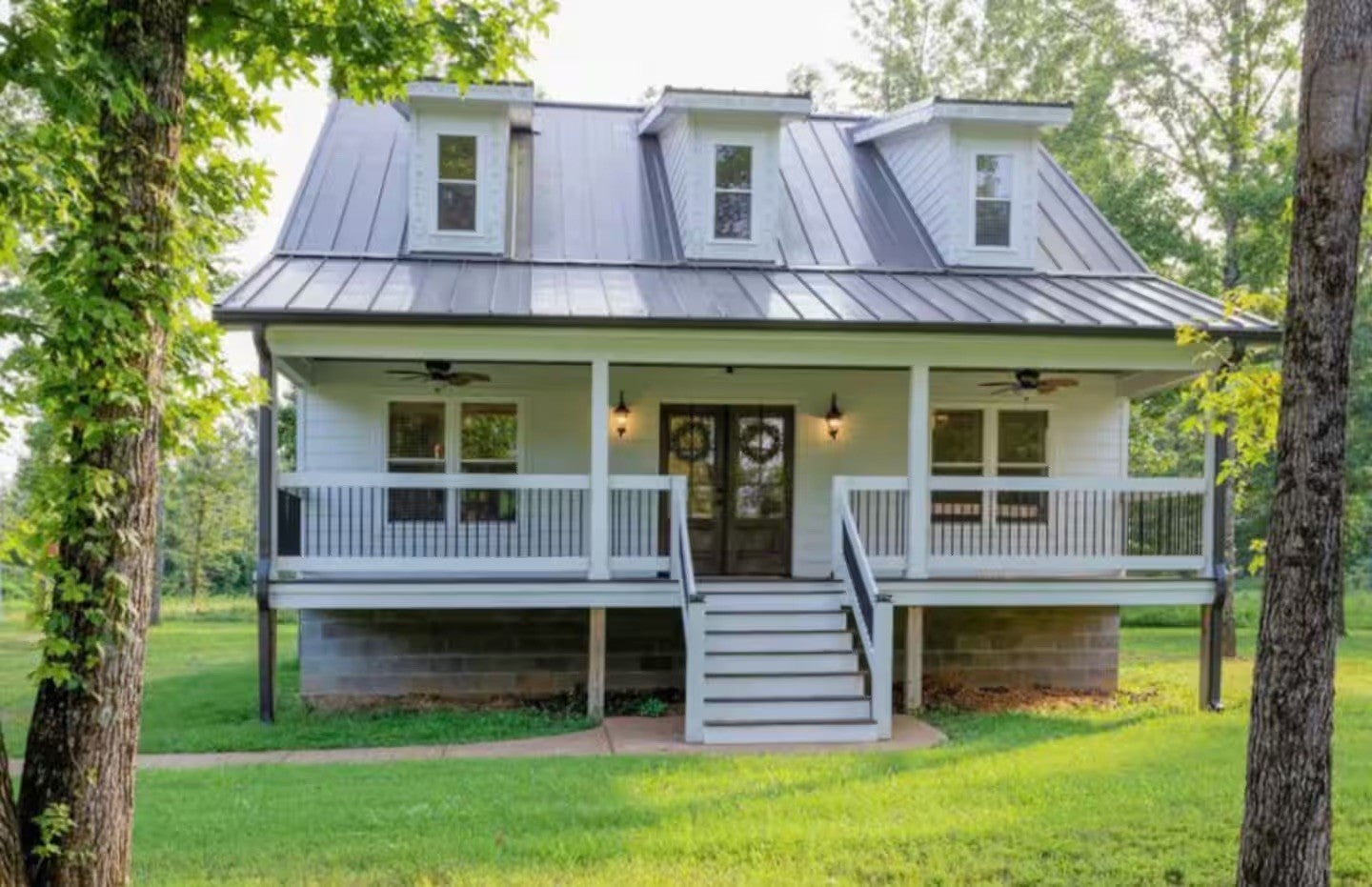 Photo of Listing #3093565