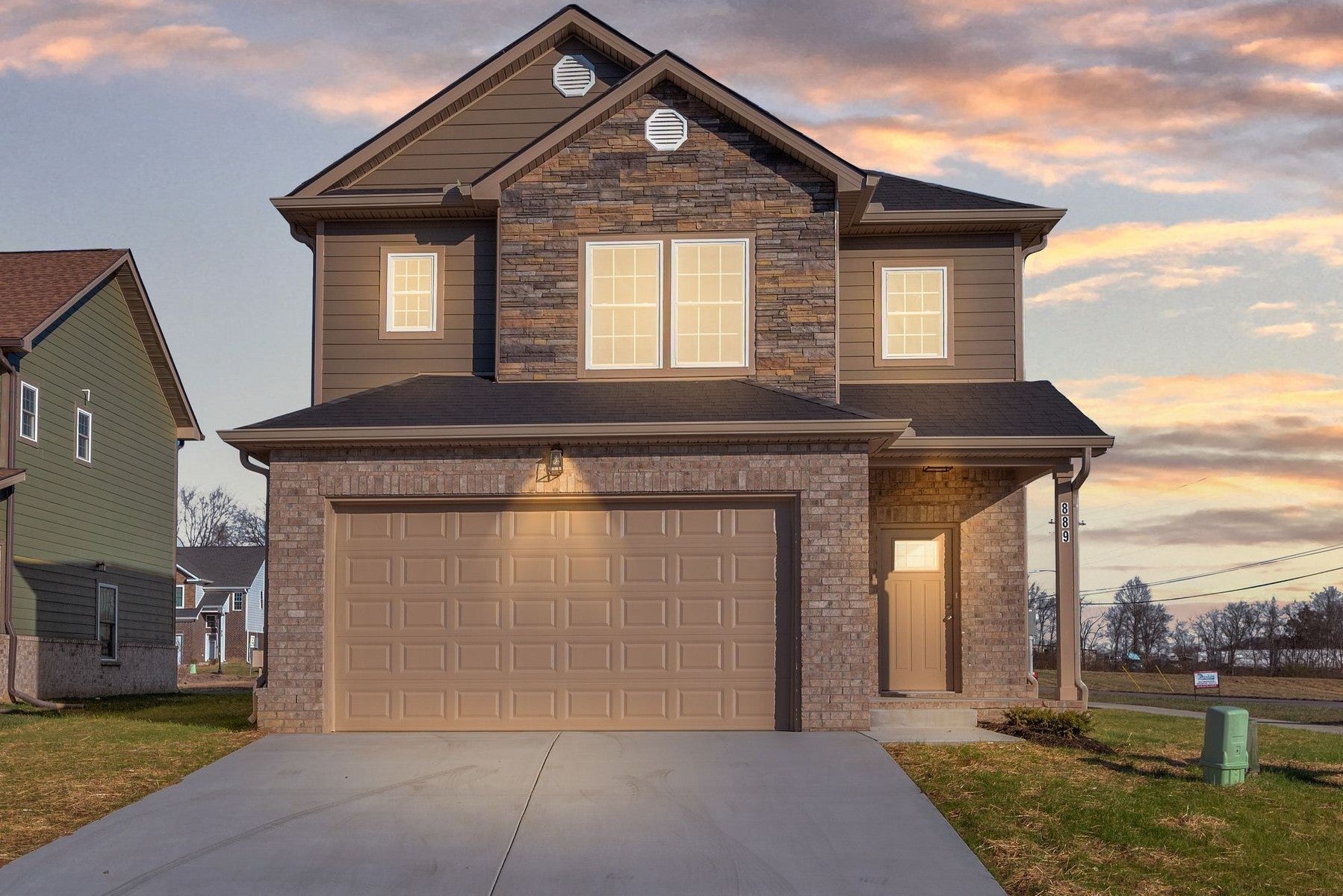 Photo of Listing #3093600