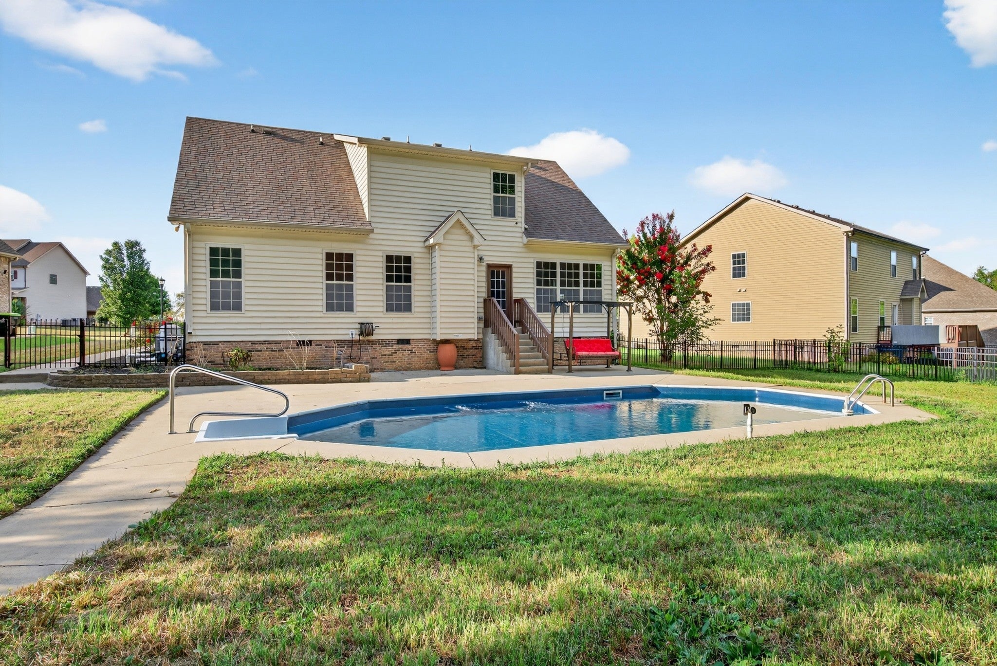 Photo of Listing #3093628