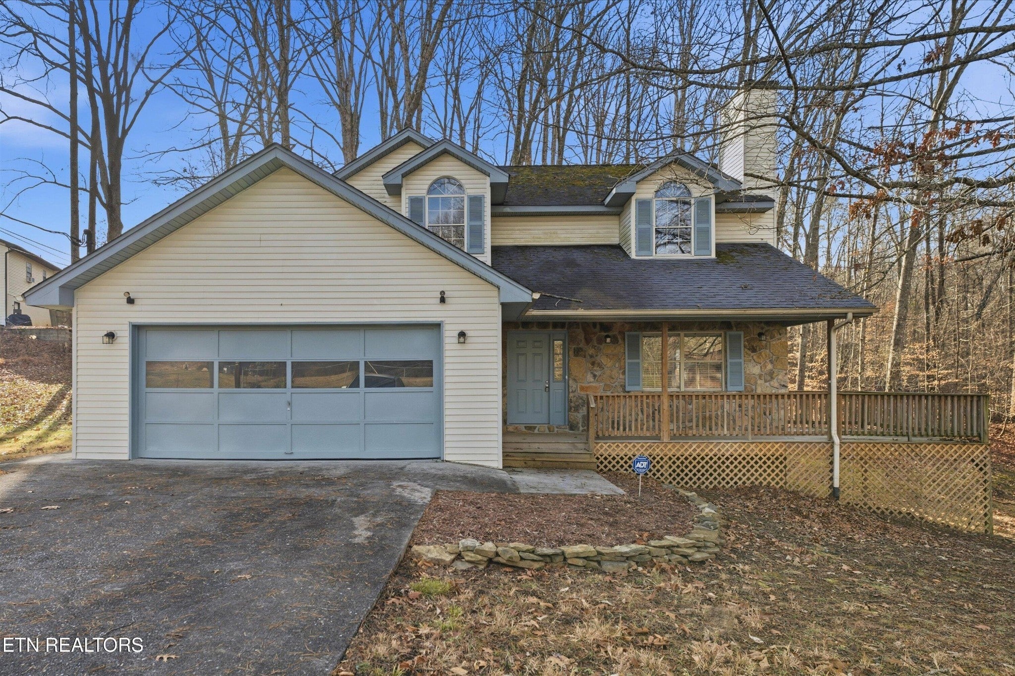 Photo of Listing #3093693