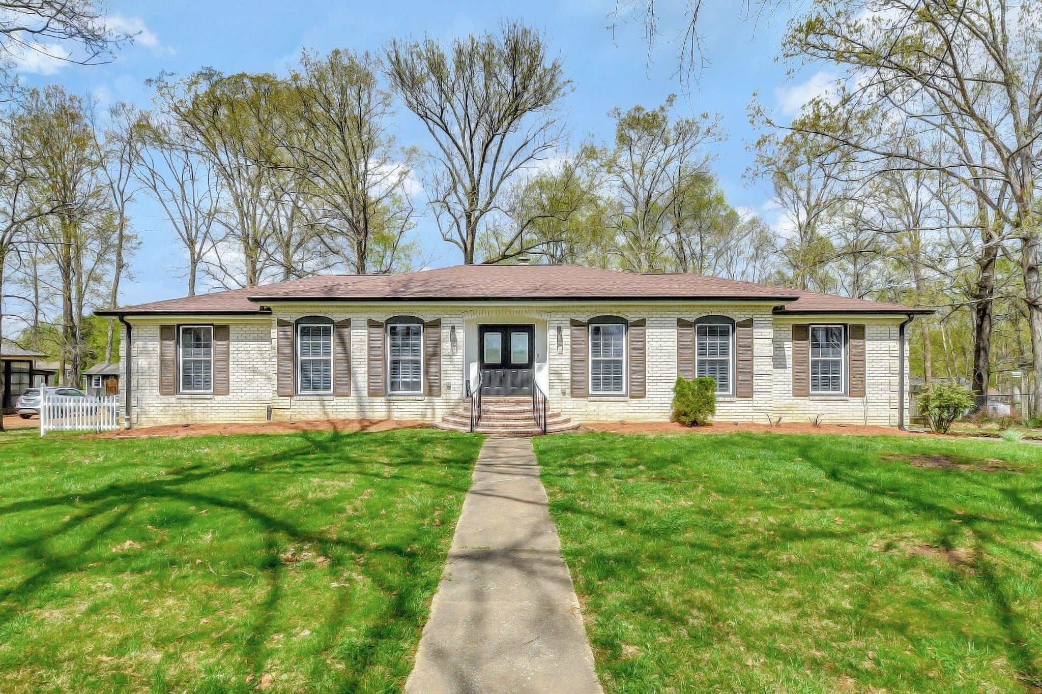 Photo of Listing #3097344