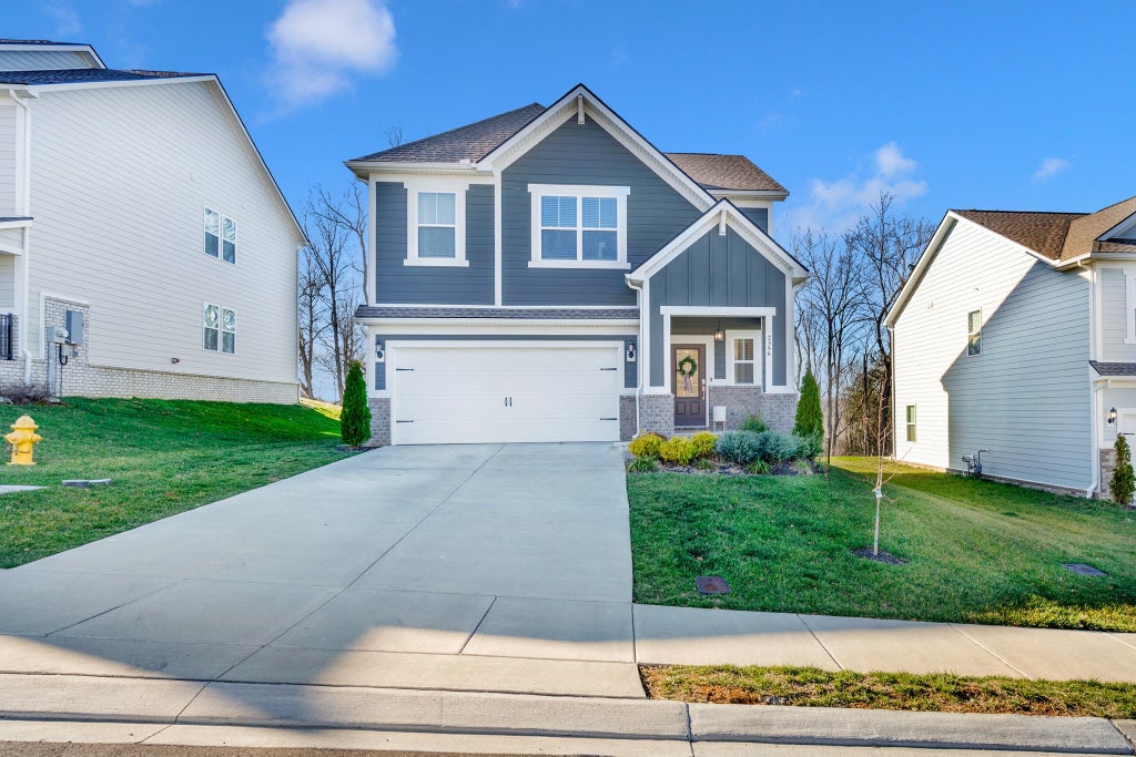 2356 Robert Gwynne Dr, Smyrna