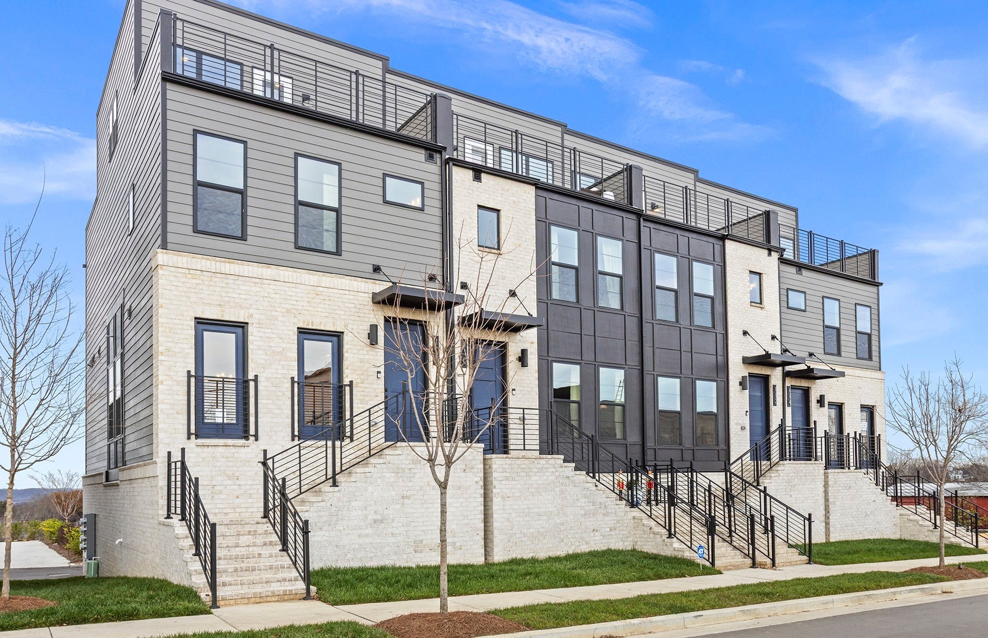 Photo of Listing #3097748