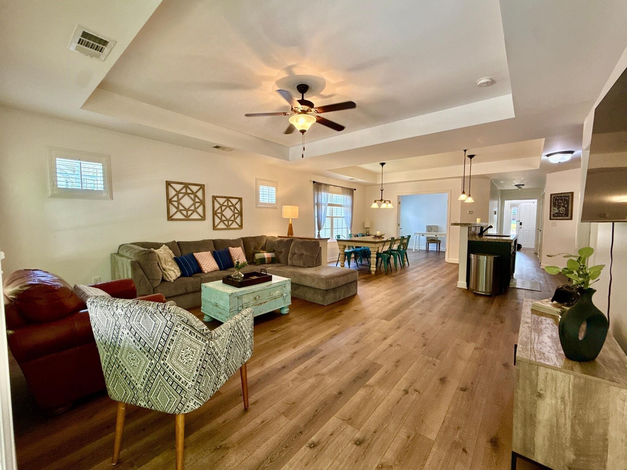 Photo of Listing #3097815