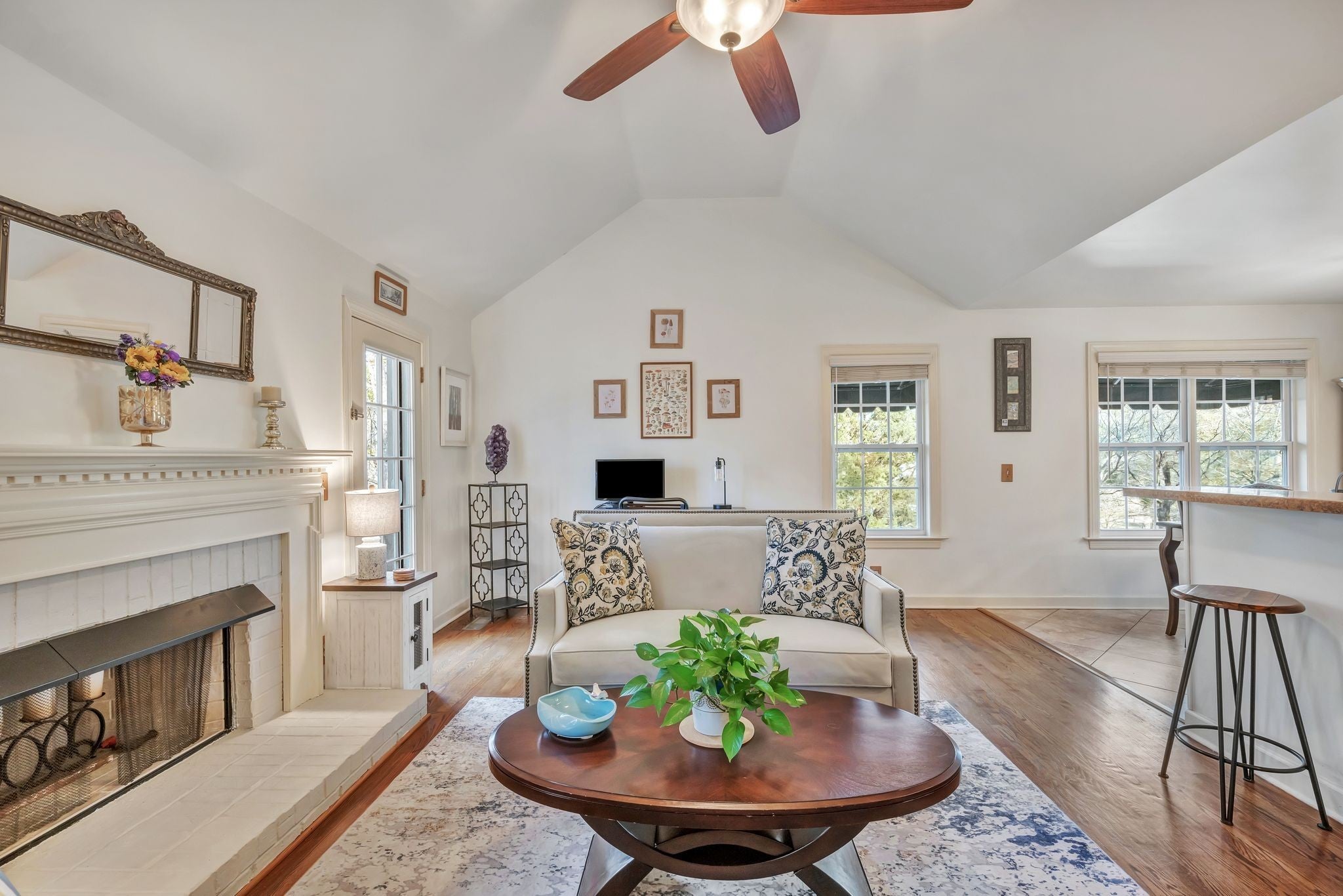 Photo of Listing #3097833