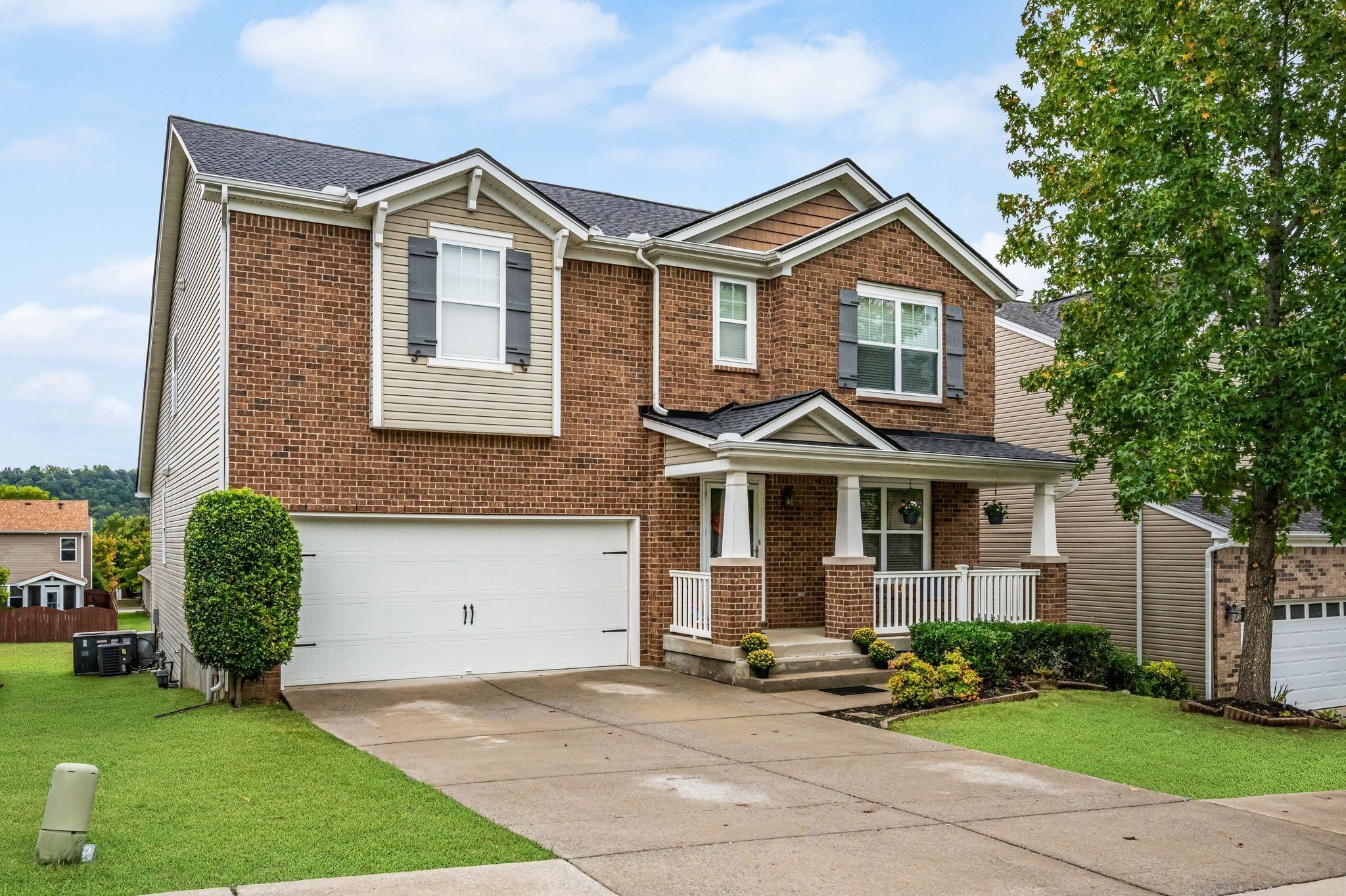 Photo of Listing #3097917