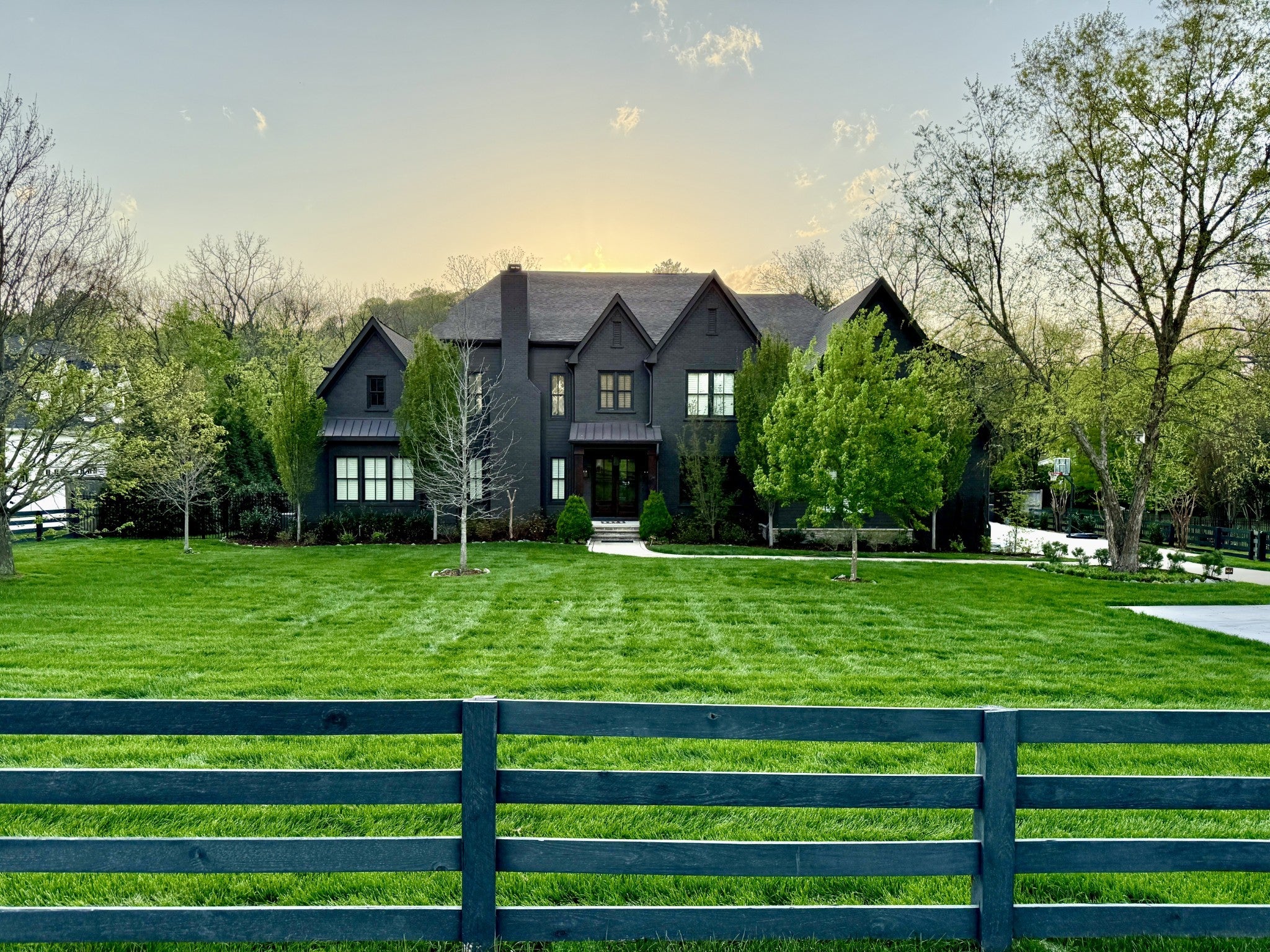 Photo of Listing #3098279