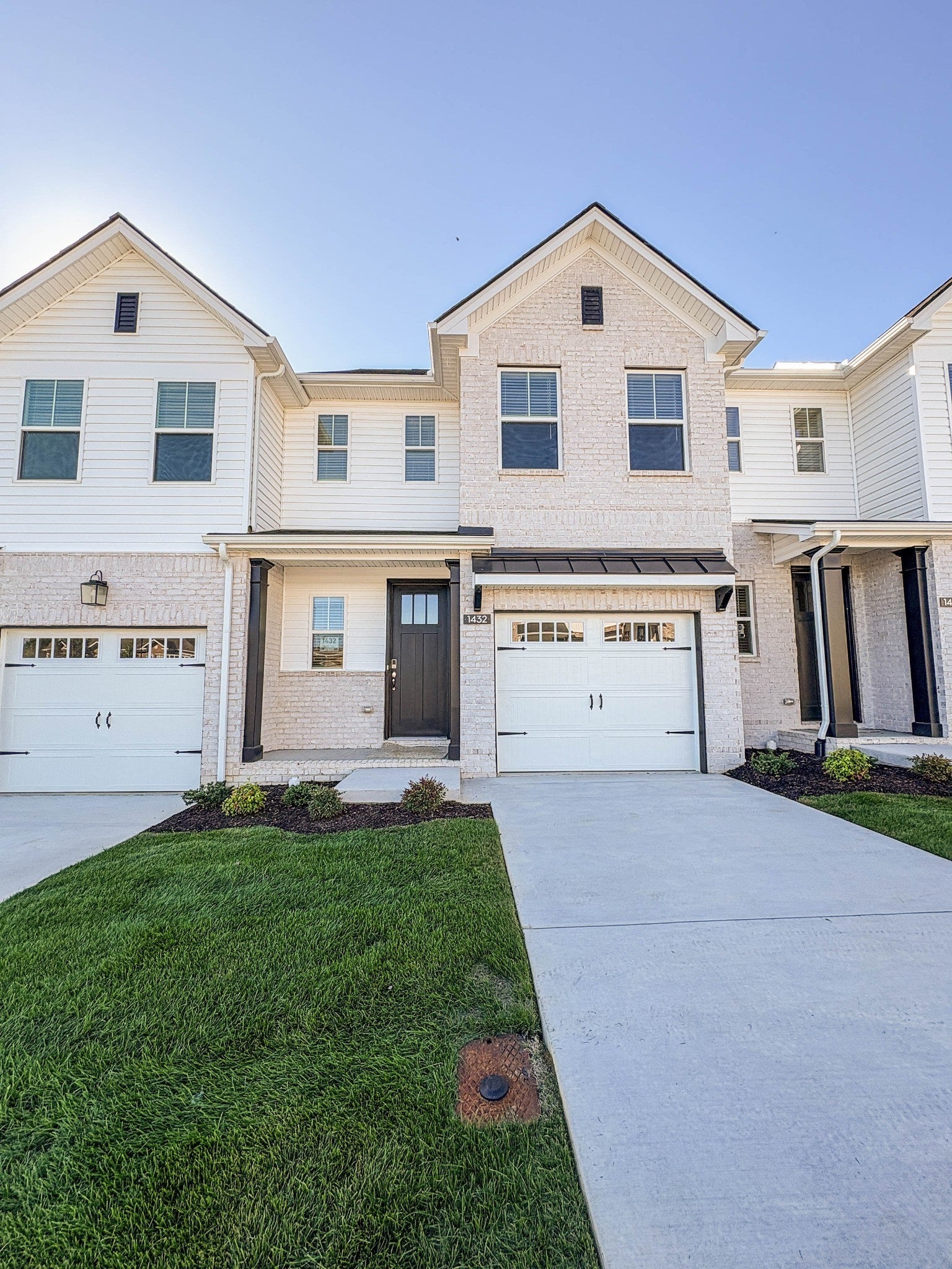 Photo of Listing #3098403