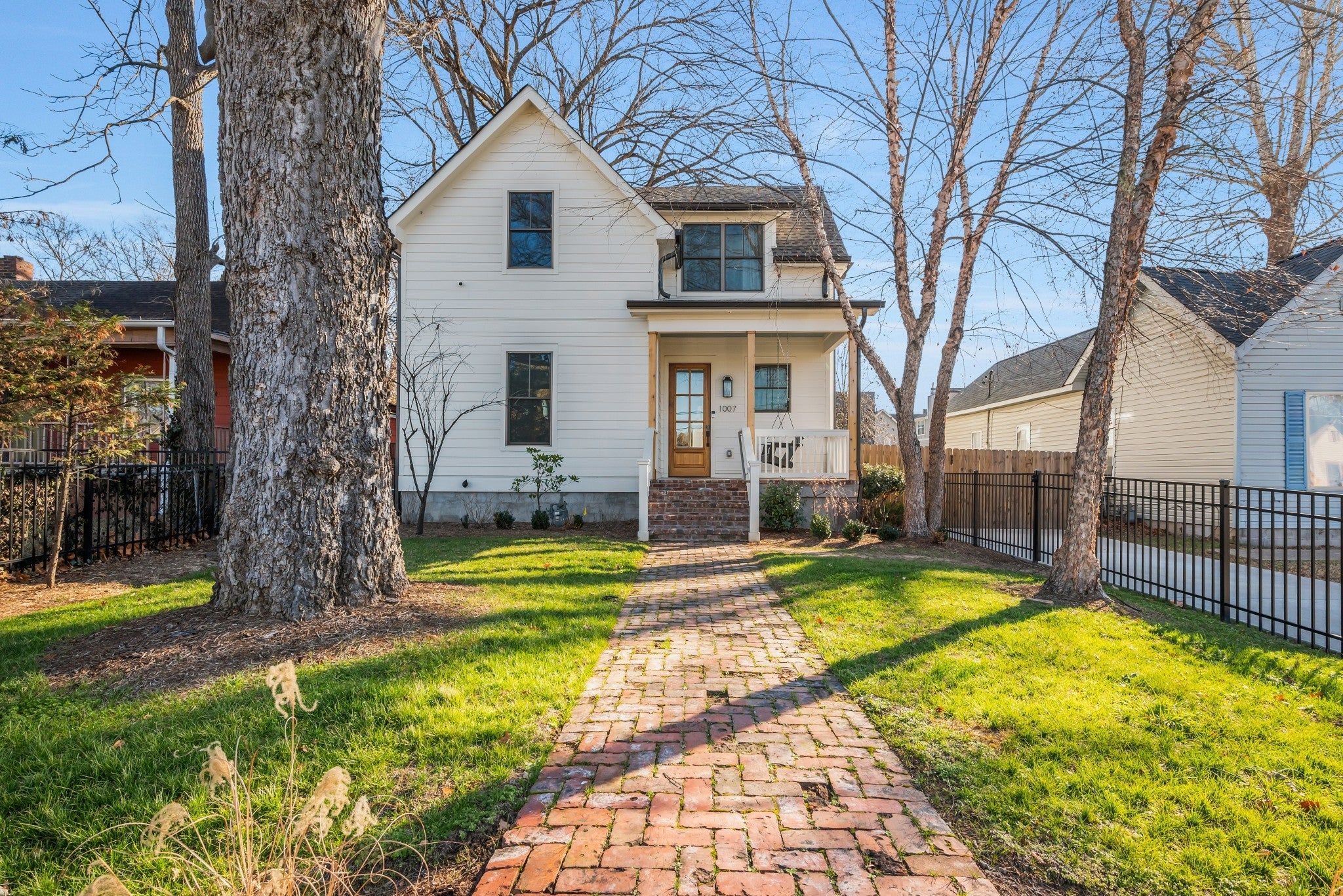 Photo of Listing #3098457