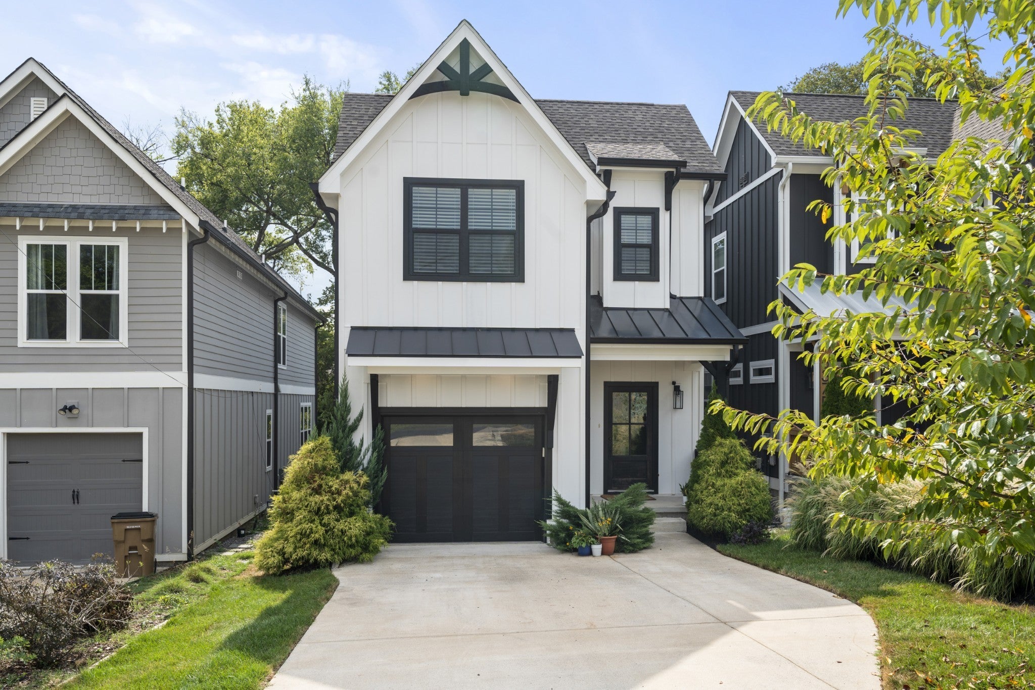 Photo of Listing #3098550