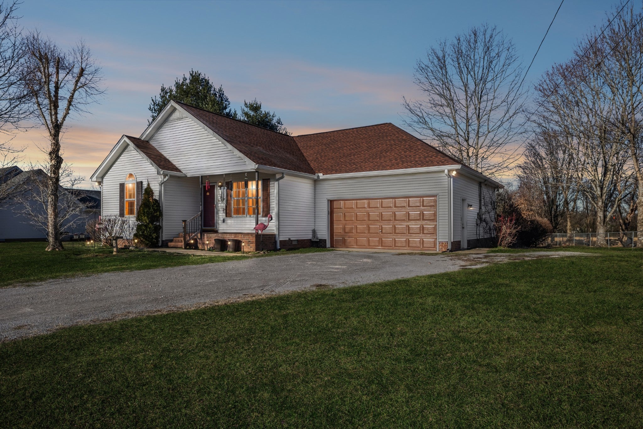 Photo of Listing #3098558