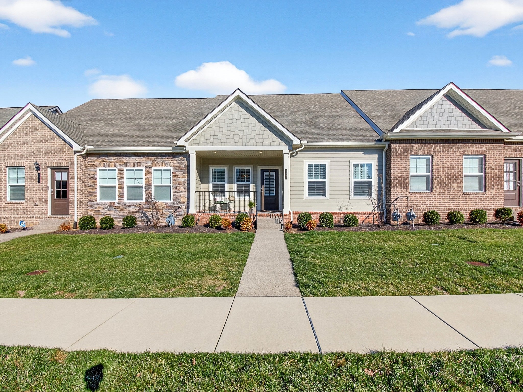 Photo for MLS 3098706 in 1560 Cedarbrooke Ln Lebanon, TN - 37090