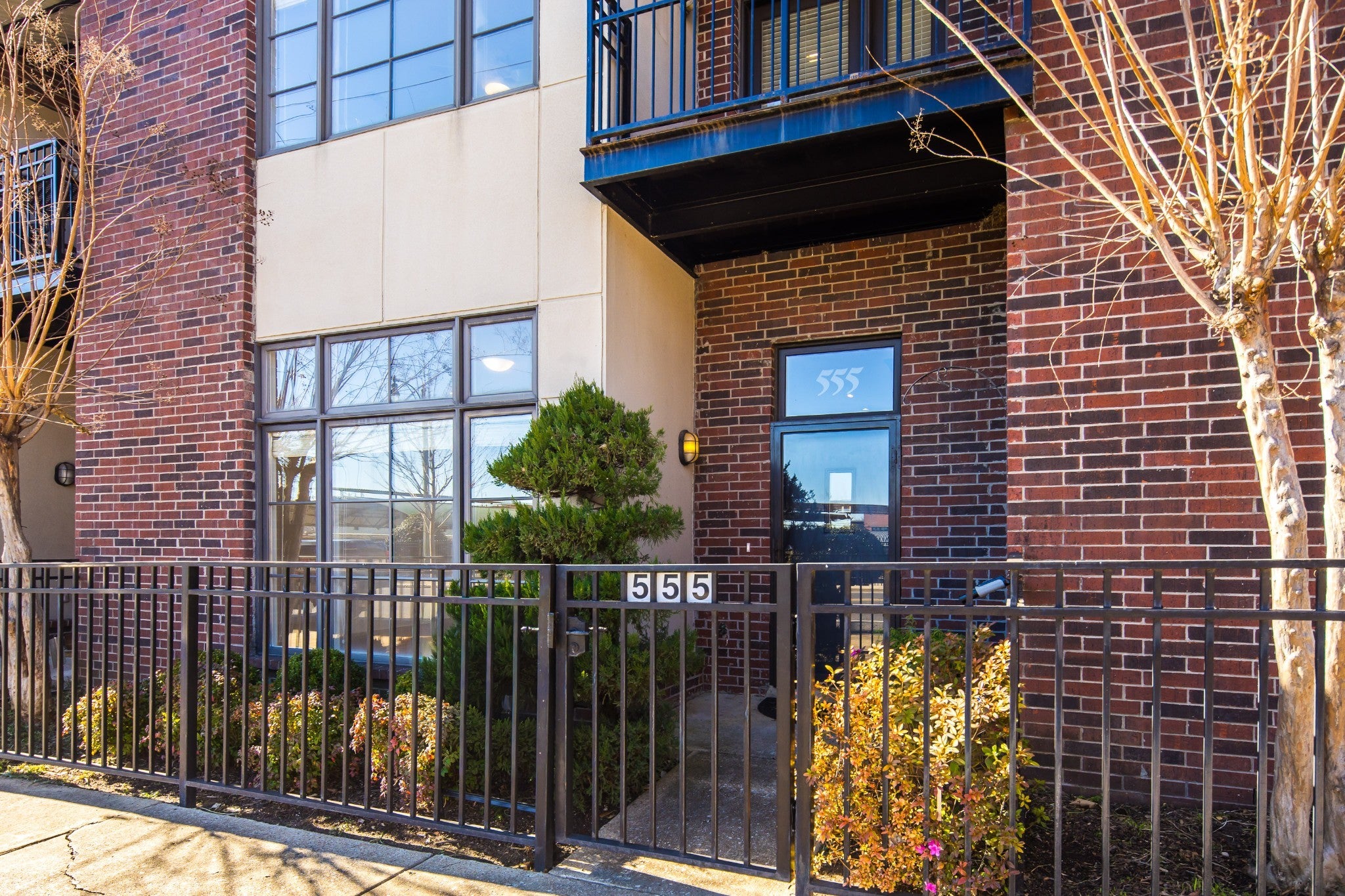 Photo of Listing #3098749