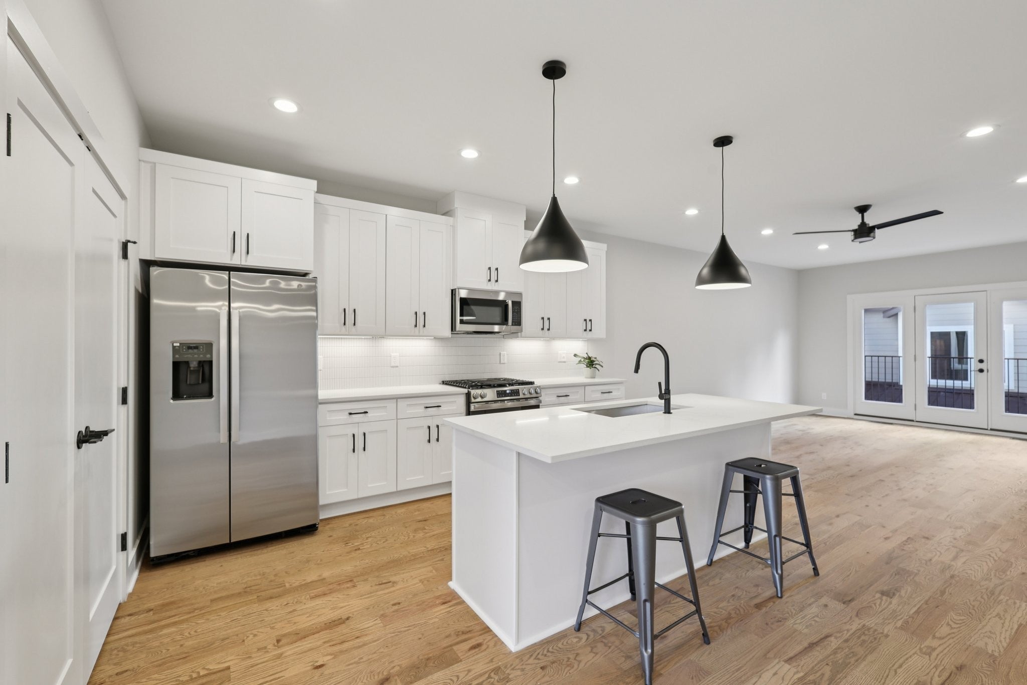 Photo of Listing #3098761