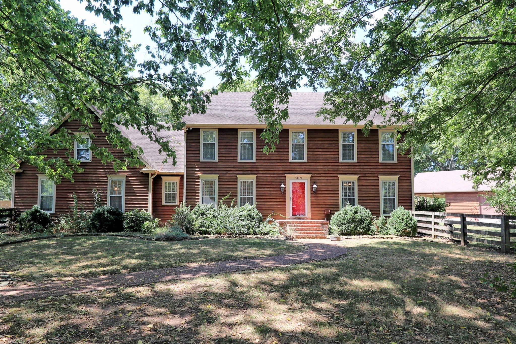 Photo for MLS 3098783 in 602 Edenburg Dr Columbia, TN - 38401