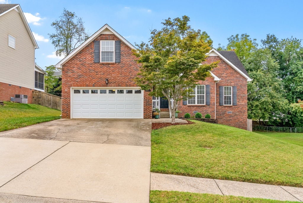 1378 Archer Pl N, Clarksville