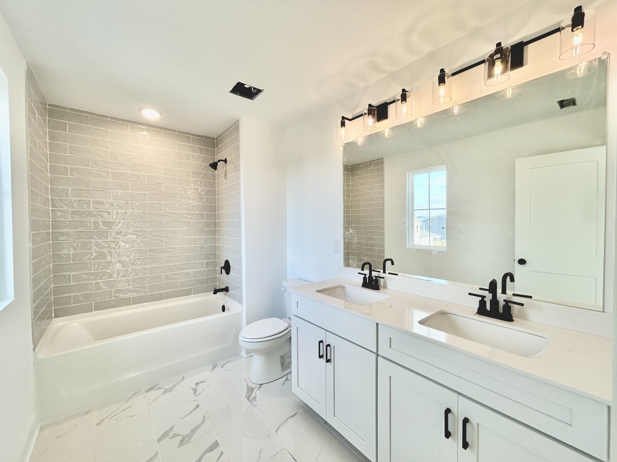 Photo of Listing #3098853