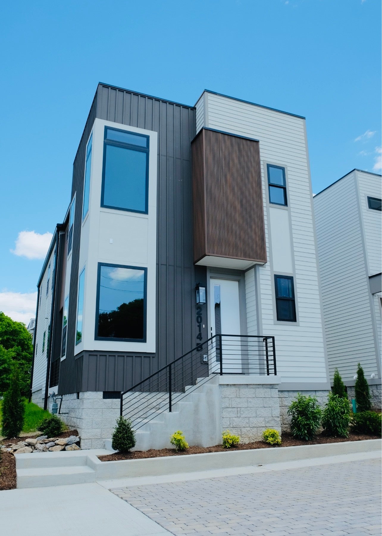 Photo of Listing #3098908