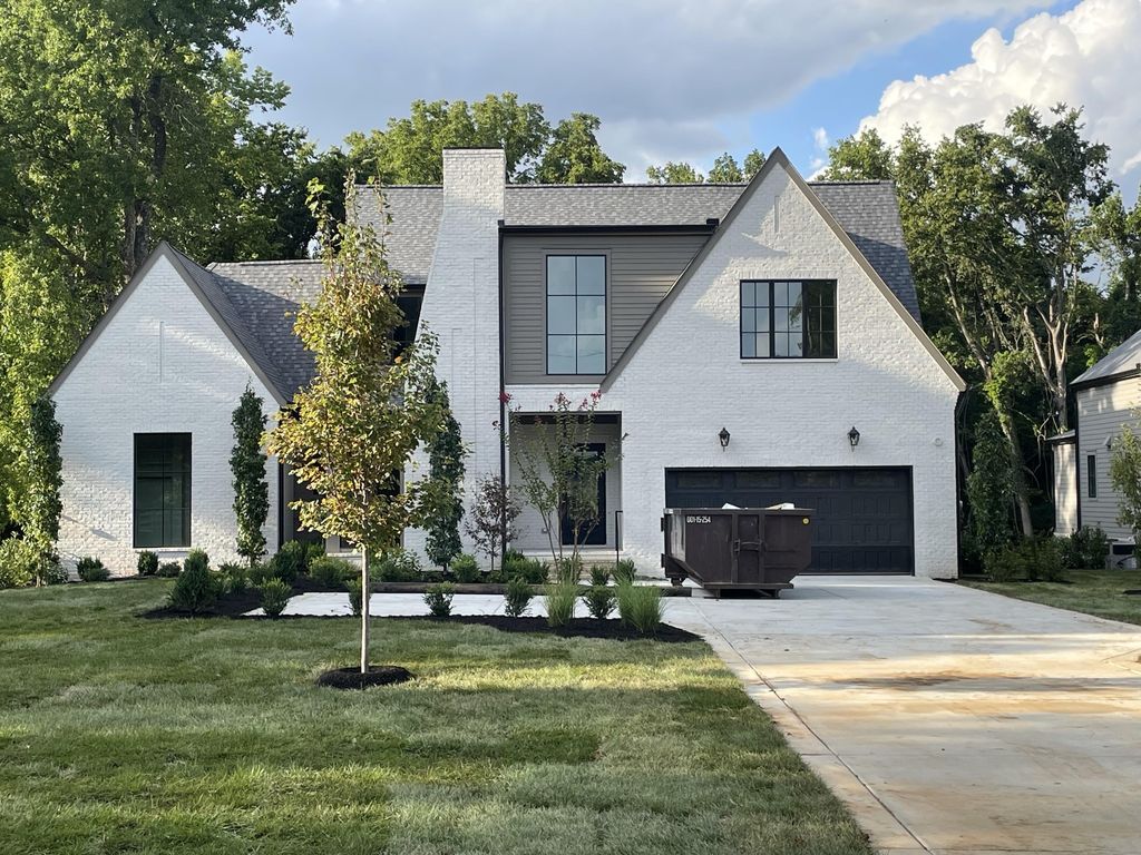 468 Hogan Rd, Nashville