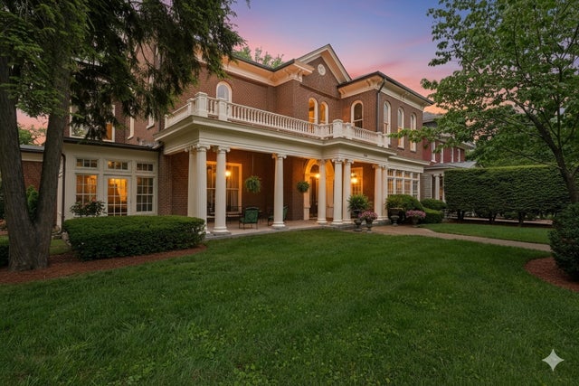 908 W Main St, Franklin