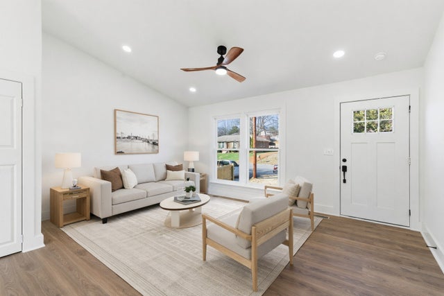 206 New Sawyer Brown Rd, Nashville