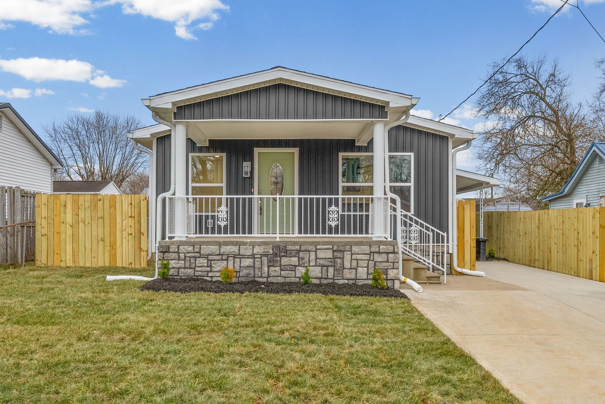 Photo of Listing #3099105