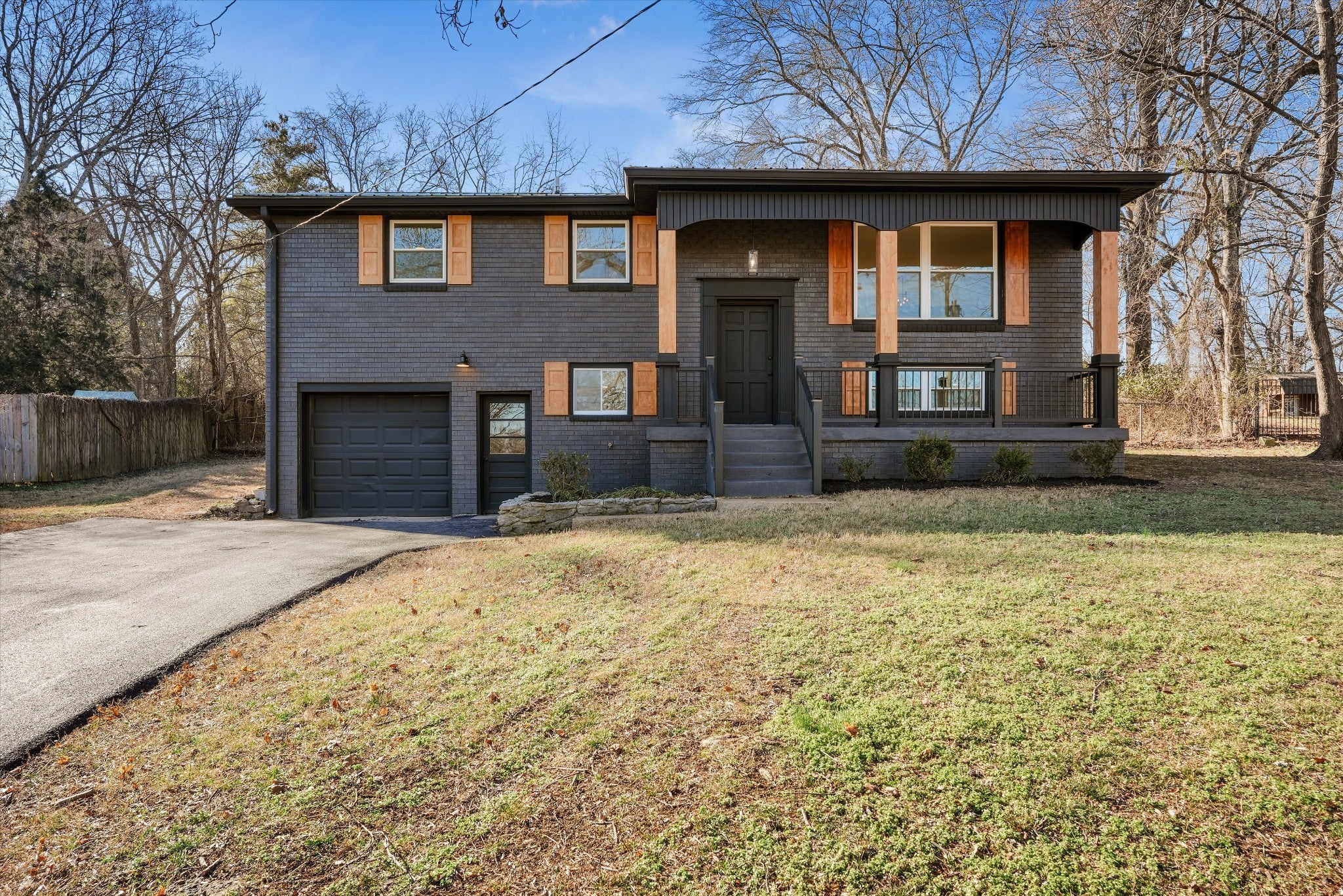 Photo of Listing #3099288