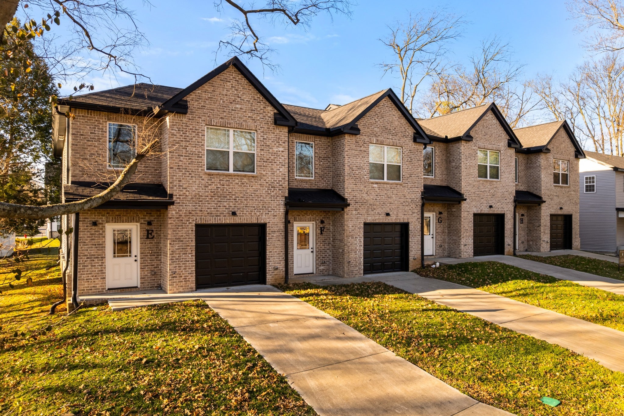 Photo of Listing #3099317