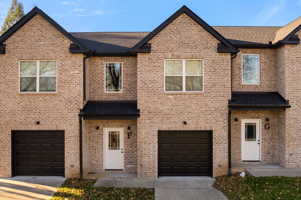 311 S Walnut St F, Mount Pleasant