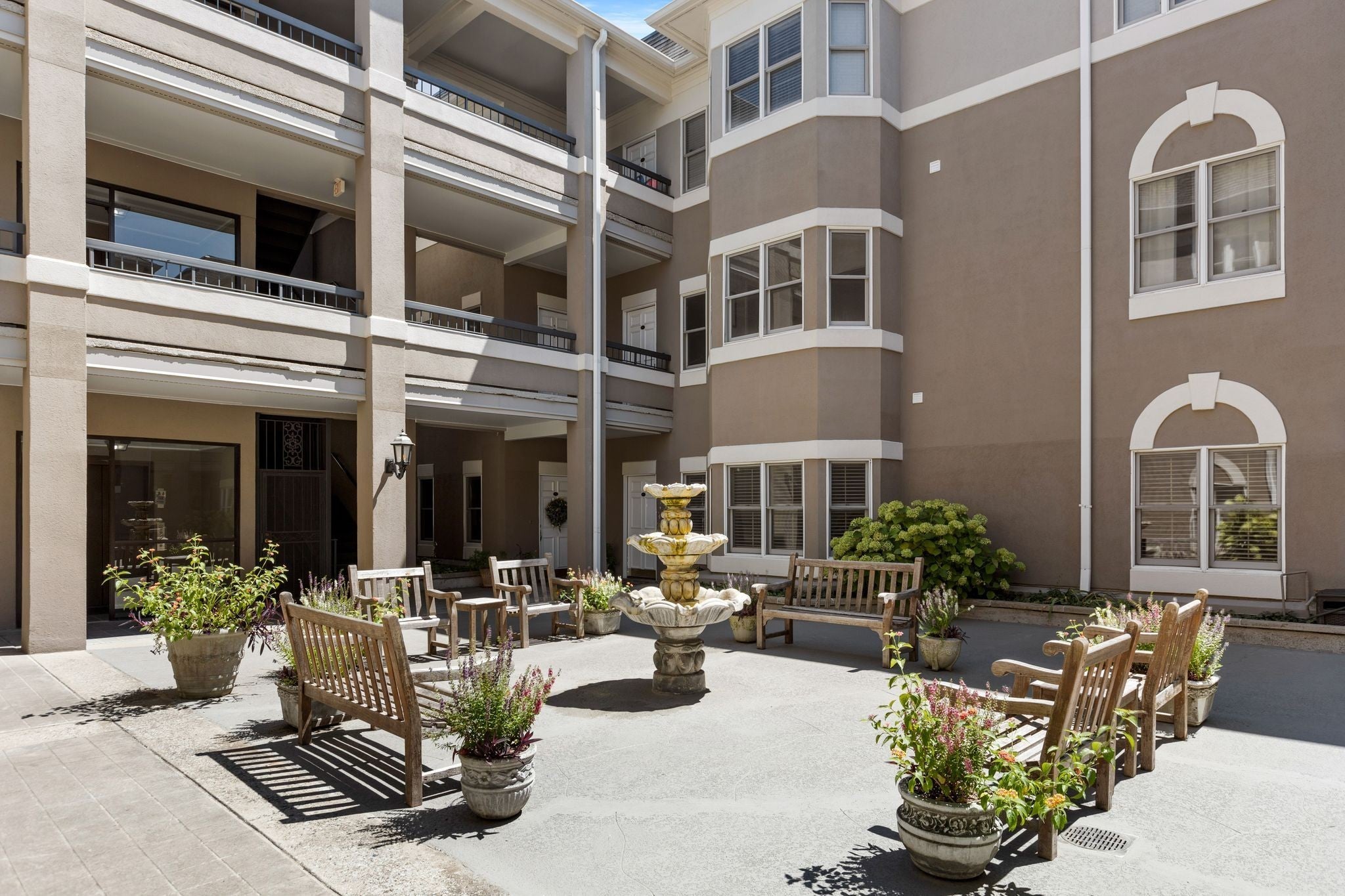 Photo of Listing #3099435