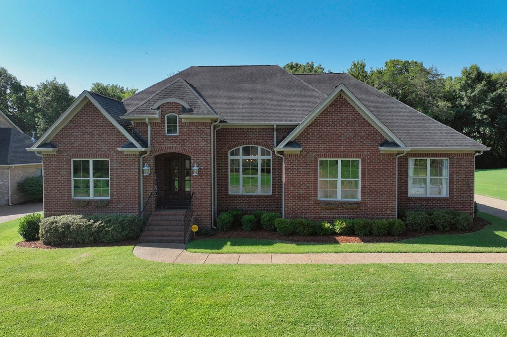 825 Piccadilly Dr, Nolensville