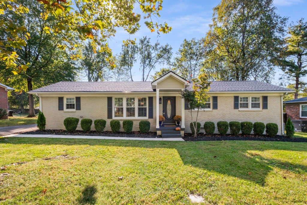 1903 Susan Dr, Murfreesboro