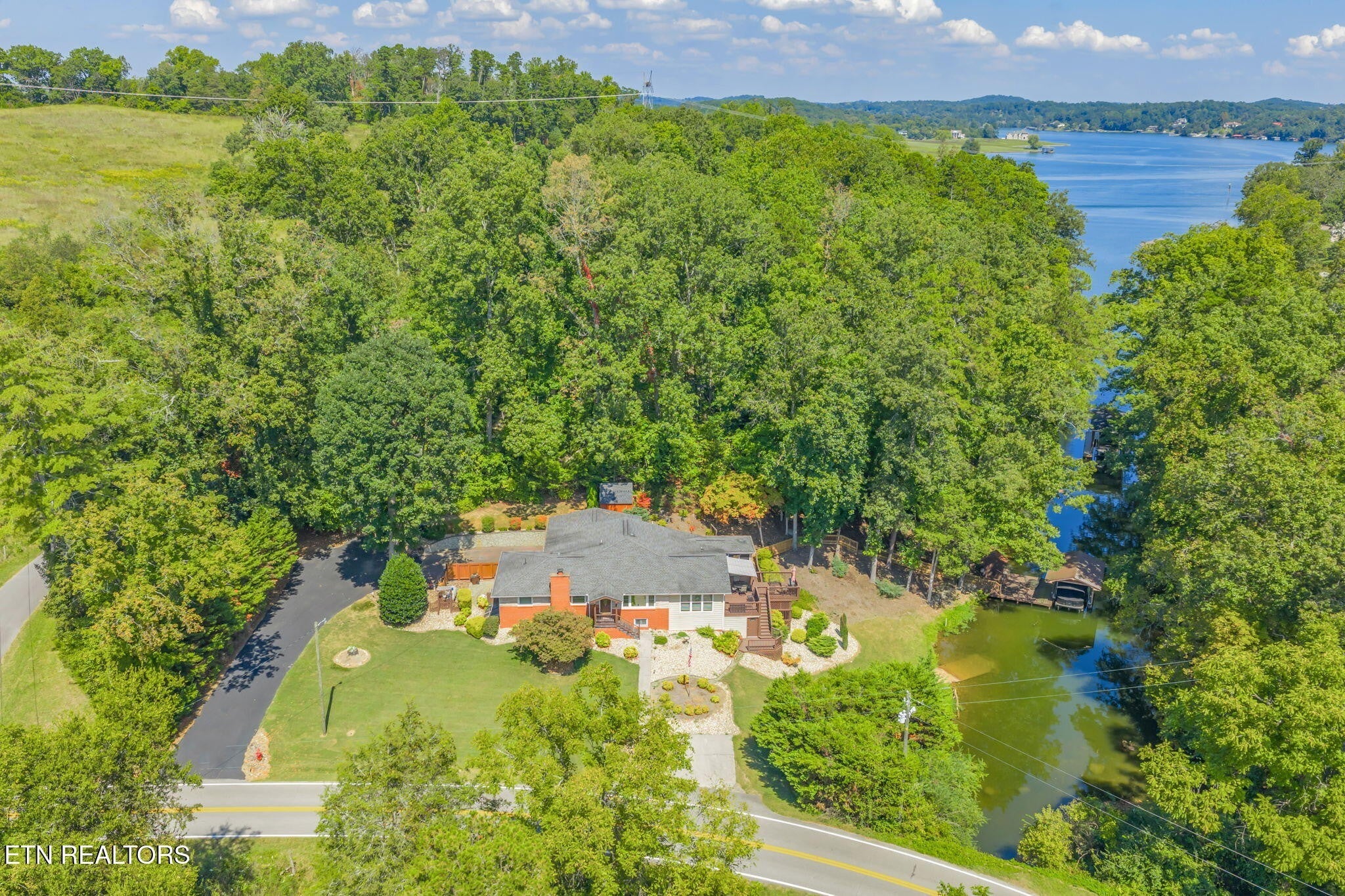 Photo of Listing #3110077