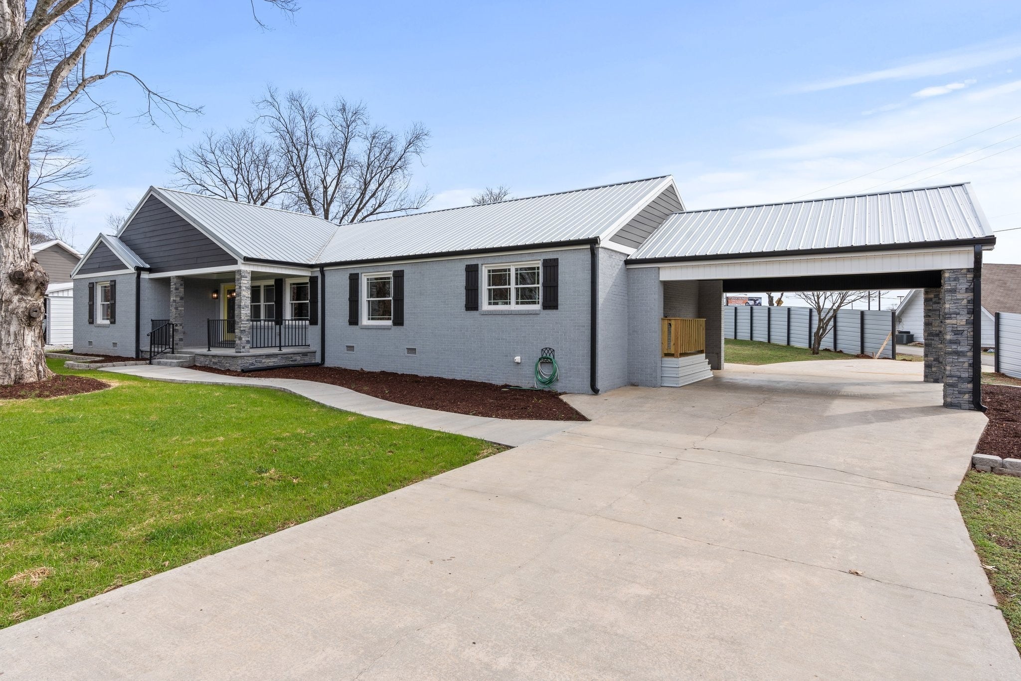 Photo of Listing #3110176