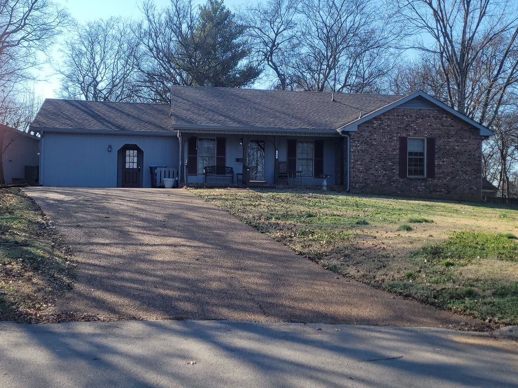 204 Bayhill Ct, Smyrna